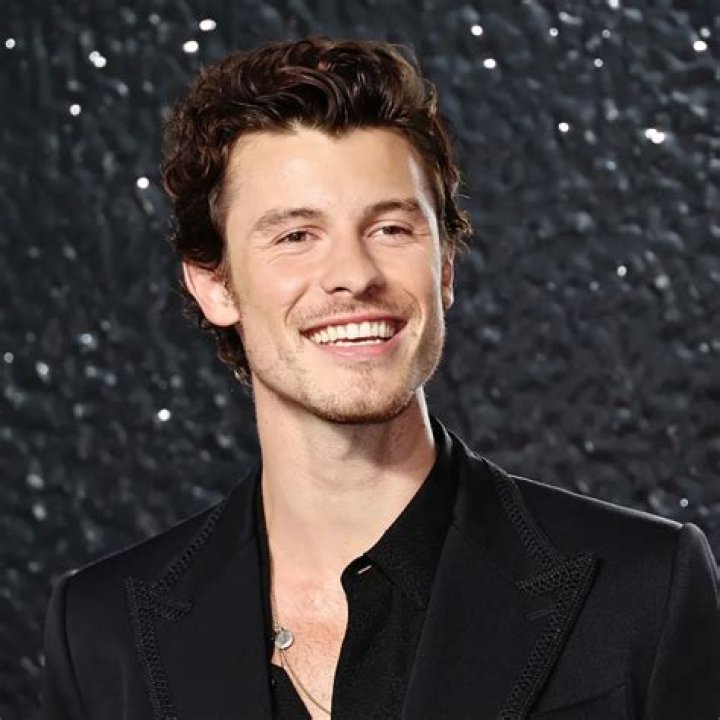 ¿Cuál es la edad de Shawn Mendes?