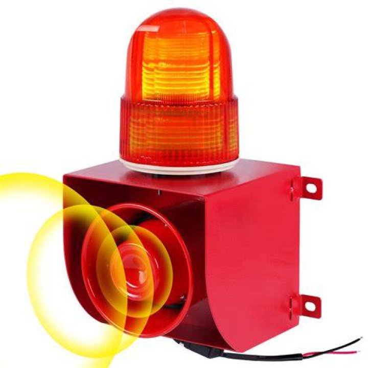 How can you tell the difference between an emergency siren?